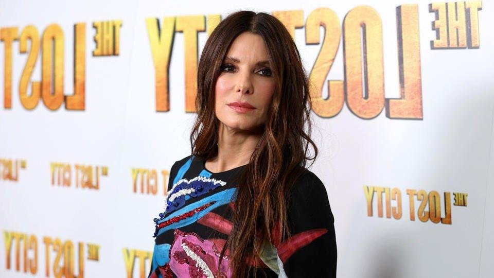 You are currently viewing Why does Sandra Bullock suddenly put her career on hold?