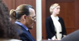 Read more about the article As the $100 million defamation battle with ex-Johnny Depp continues, a petition to remove Amber Heard from Aquaman 2 has surpassed 4 MILLION signatures.