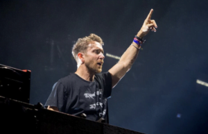 Read more about the article David Guetta very muscular at 54: he reveals his sculpted body in pictures