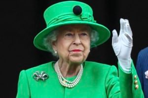 Read more about the article Elizabeth II:  weighed down the British economy.