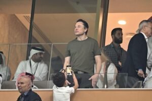 Read more about the article Elon Musk Twitter druggies bounce in favour of master relinquishing