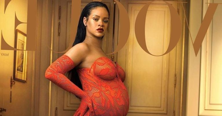 Read more about the article Glamorous and sexy shoot for Vogue, Rihanna’s belly more and more impressive