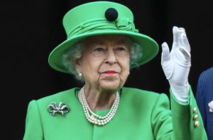 Read more about the article Elizabeth II:  weighed down the British economy.